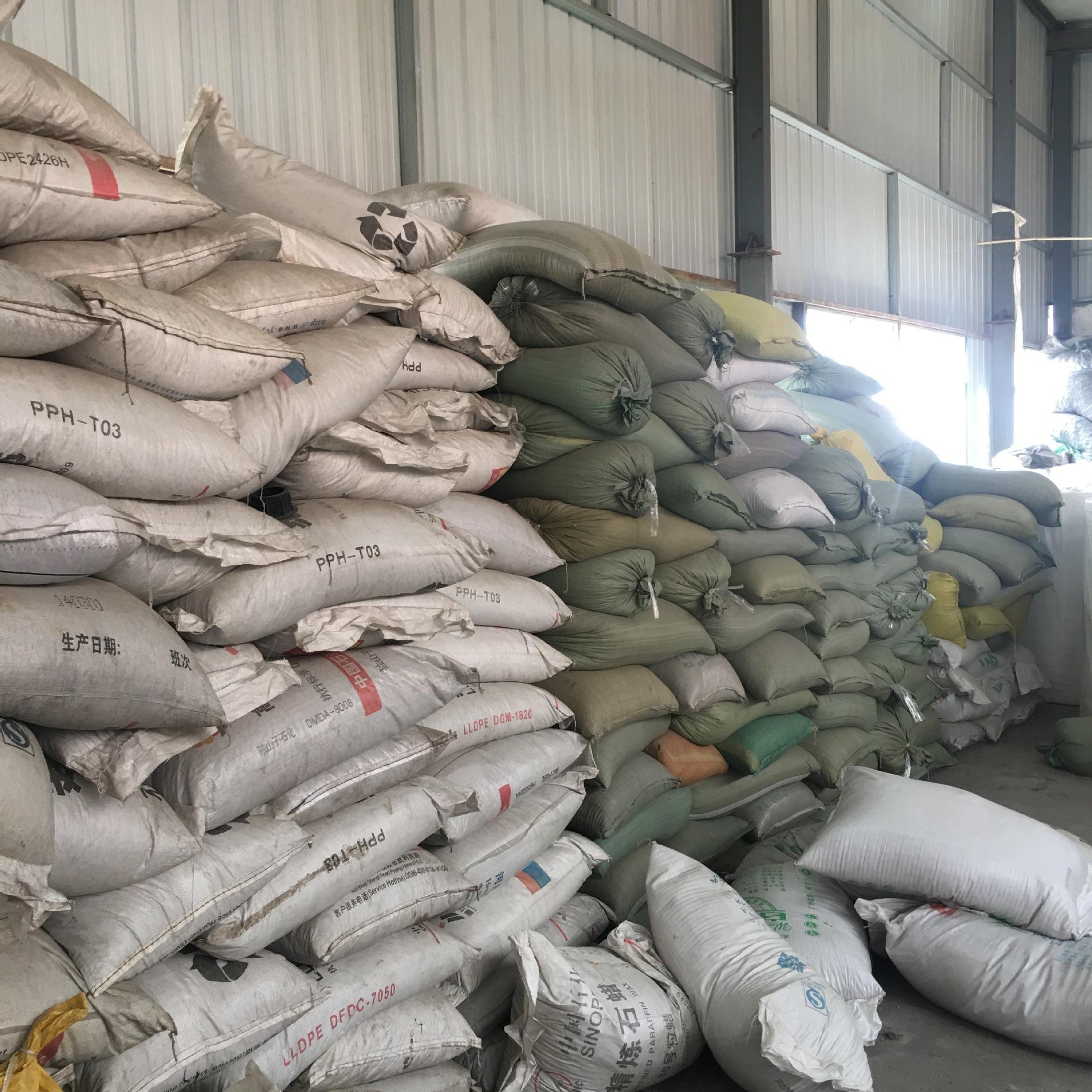 聚乙烯丙纶防水卷材 厂家直销的高性能防水解决方案